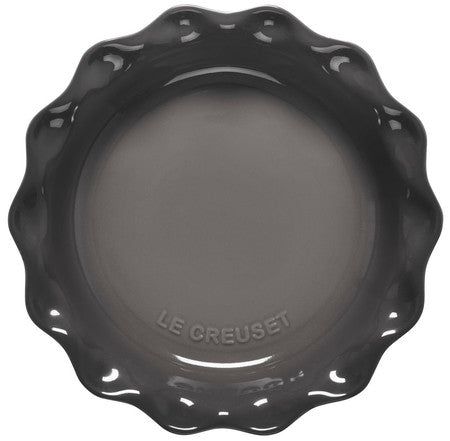 Le Creuset Heritage Pie Dish, 9-Inches, Oyster - Kitchen Universe
