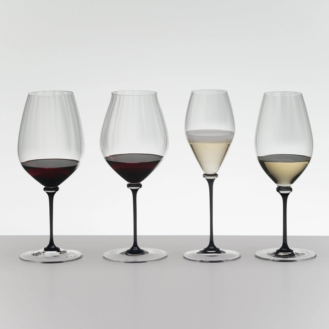 Riedel Fatto A Mano Riesling Wine Glass with Black Stem, 22 Oz