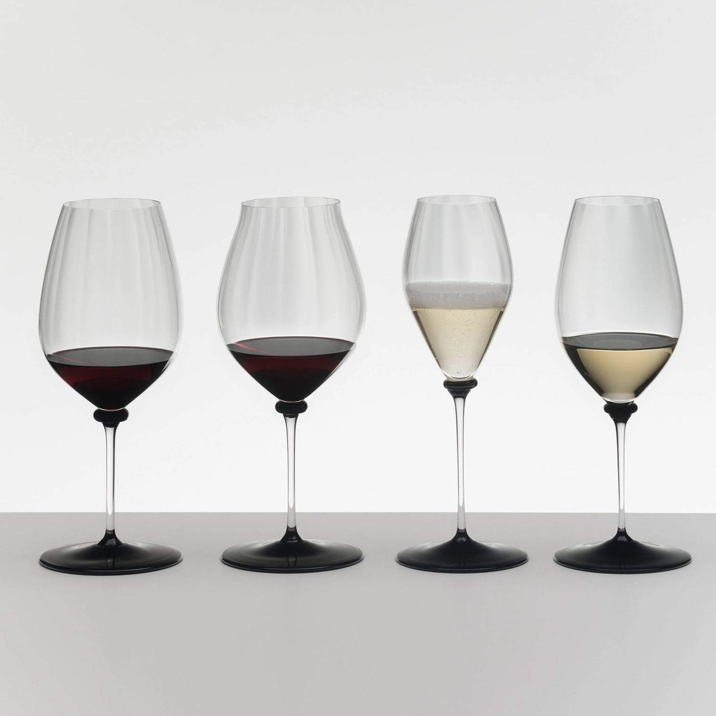 Riedel Fatto A Mano Performance 4-Piece Riesling Wine Glass with Black Base Set, 22 Oz