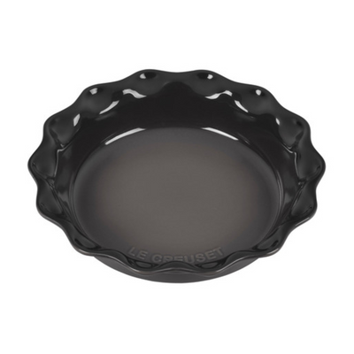 Le Creuset Heritage Pie Dish, 9-Inches, Oyster - Kitchen Universe
