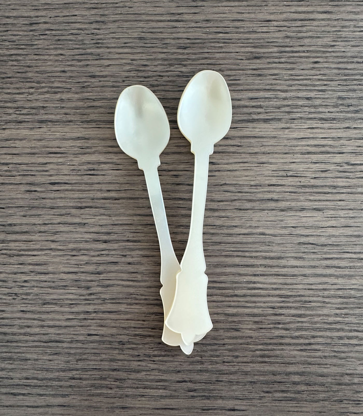 Sabre Honorine Teaspoon, Pearl - Kitchen Universe