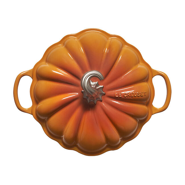 Le Creuset Figural Pumpkin Cocotte 4-Quart, Persimmon & SS Figural Knob - Kitchen Universe