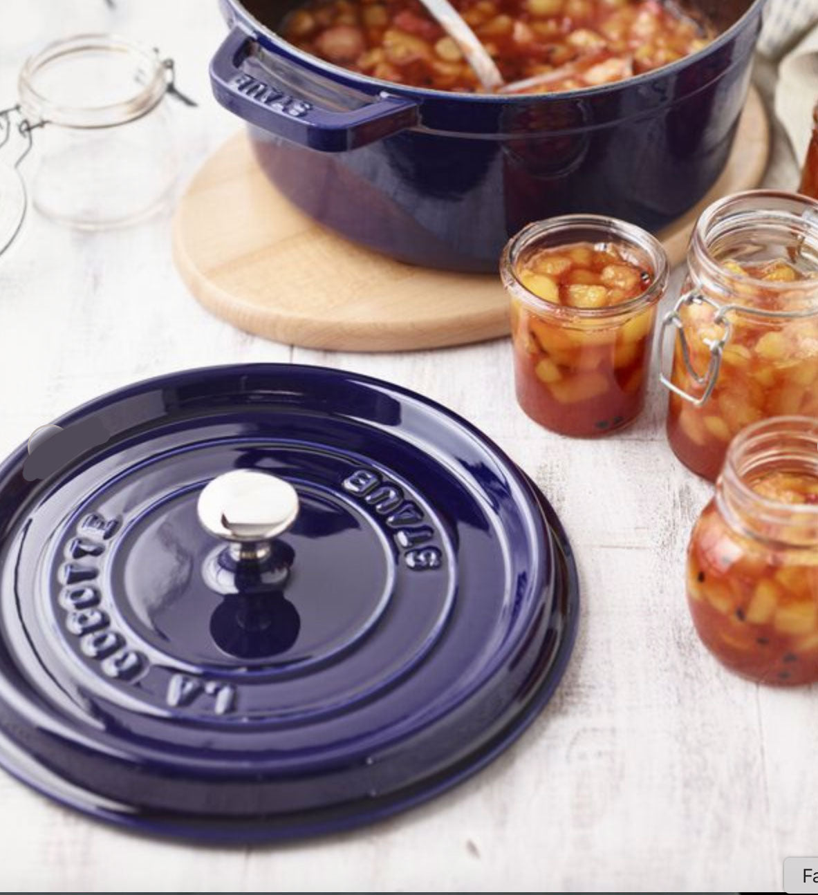 Staub Cast Iron Round Dutch Oven 4 qt, Dark Blue