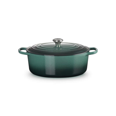 Le Creuset Signature Enameled Cast Iron Oval Dutch Oven, 8-Quart - Kitchen Universe