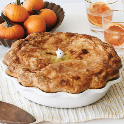 Le Creuset Heritage Pie Dish, 9-Inches, White - Kitchen Universe