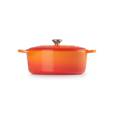 Le Creuset Signature Enameled Cast Iron Oval Dutch Oven, 8-Quart - Kitchen Universe