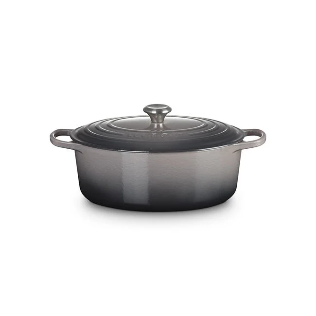 Le Creuset Signature Enameled Cast Iron Oval Dutch Oven, 8-Quart - Kitchen Universe
