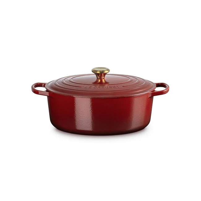 Le Creuset Signature Enameled Cast Iron Oval Dutch Oven, 8-Quart - Kitchen Universe