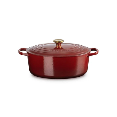 Le Creuset Signature Enameled Cast Iron Oval Dutch Oven, 8-Quart - Kitchen Universe