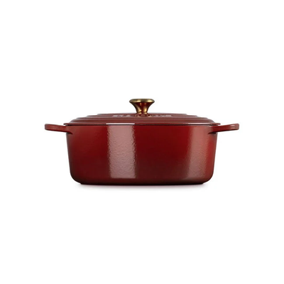 Le Creuset Signature Enameled Cast Iron Oval Dutch Oven, 8-Quart - Kitchen Universe