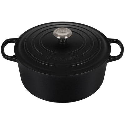 Le Creuset Signature Enameled Cast Iron Round French / Dutch Oven, 7.25-Quart, Licorice - Kitchen Universe