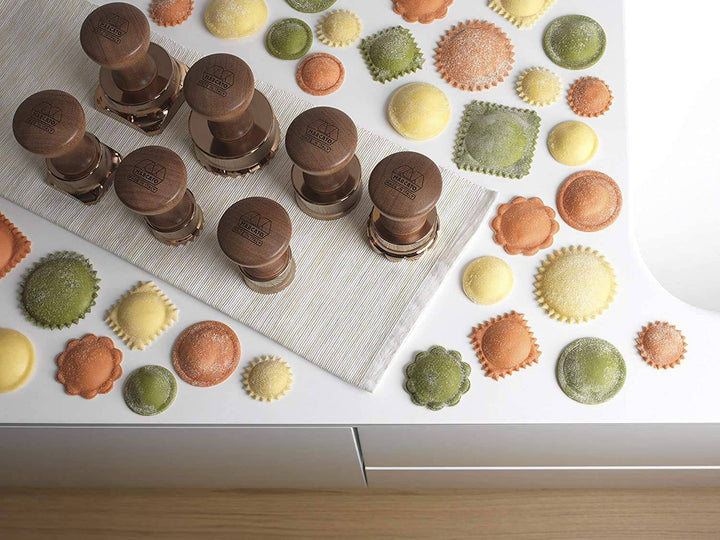 Marcato Round Ravioli Stamp, Flower Shape - Online Shop Global