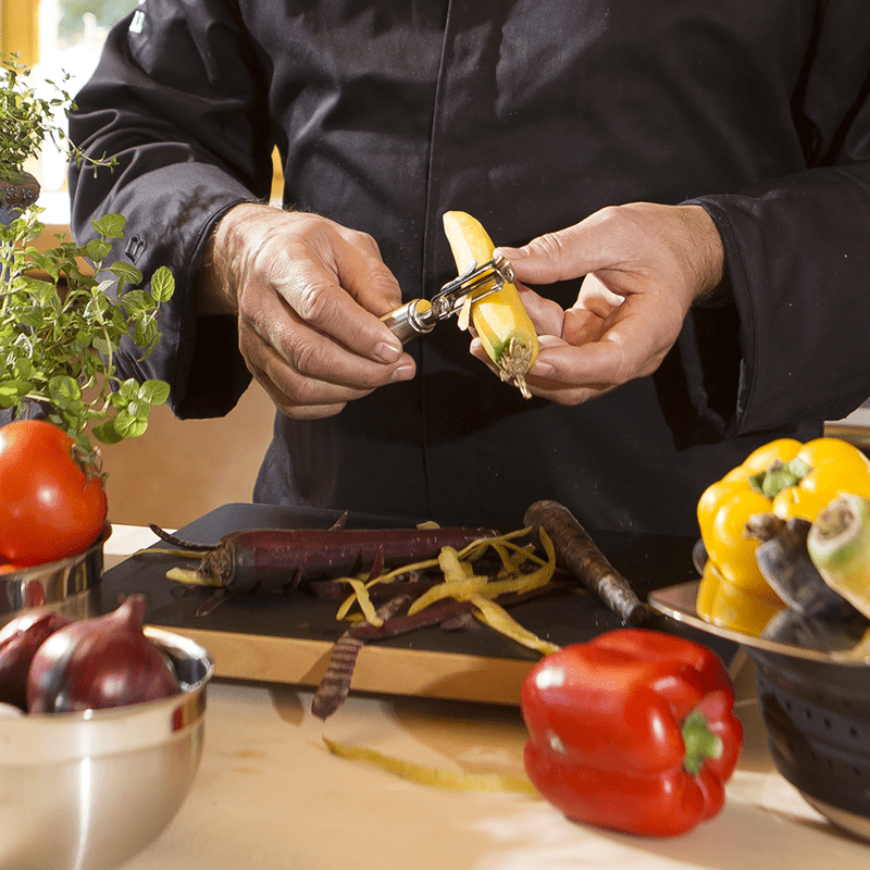 Rosle Swivel Peeler, Left Handed - Kitchen Universe