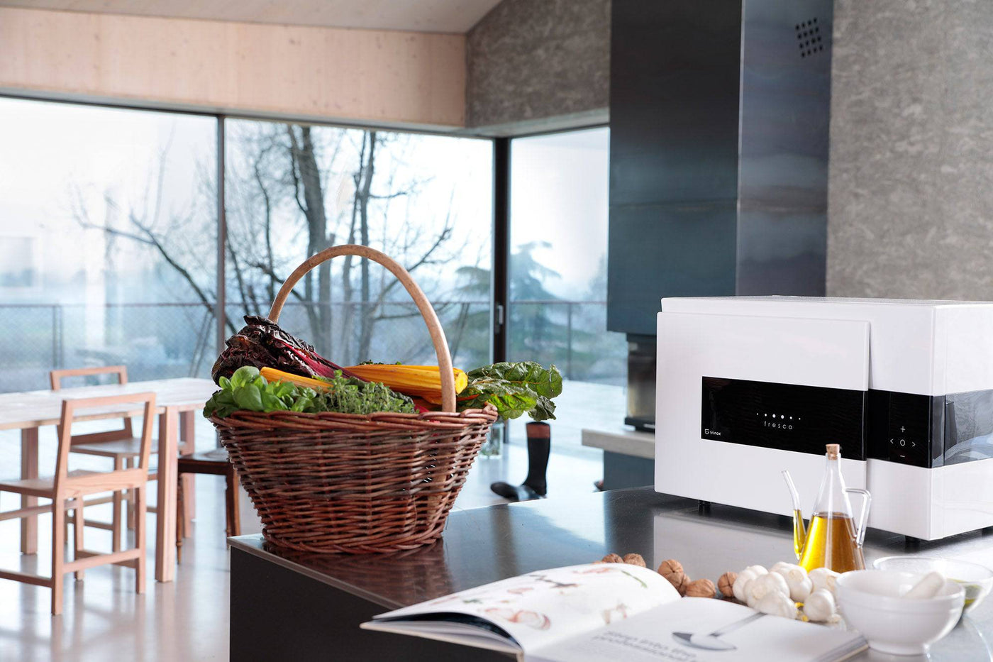 Irinox Fresco Blast Chiller & Flash Freezer, Elegant White - Kitchen Universe