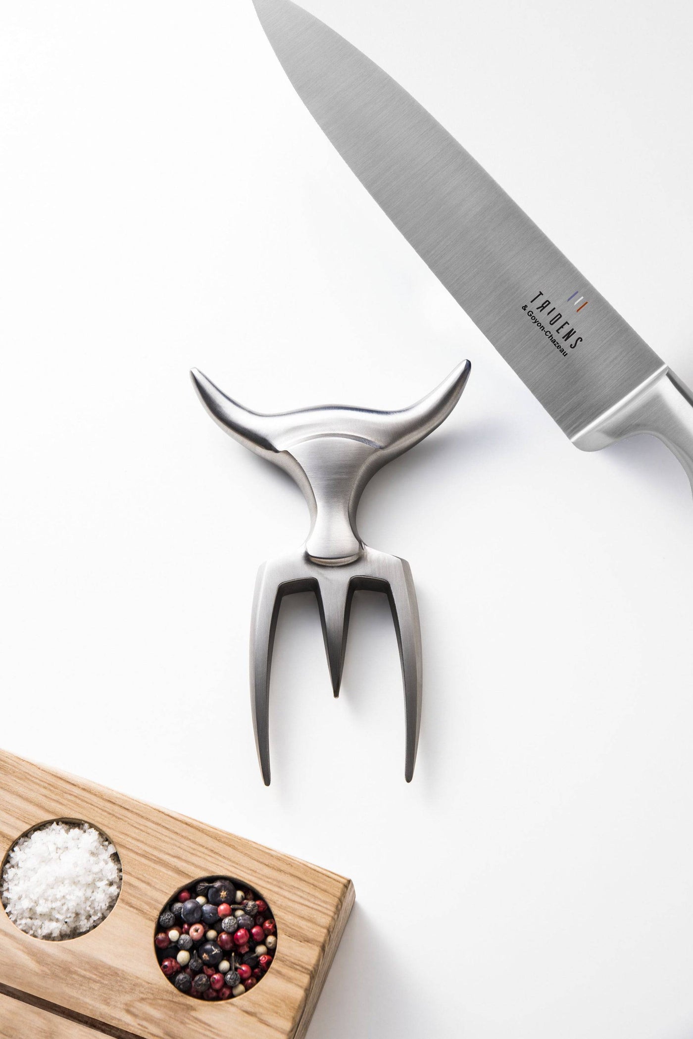 Tridens 3-Piece Essentials Cutlery Set With Hand Finished Ergonomic Brushed Stainless Steel Fork, 165mm / 6.5-in, Goyon-Chazeau Chef’s Knife, 20cm / 7.9-in & Beechwood Base - Kitchen Universe